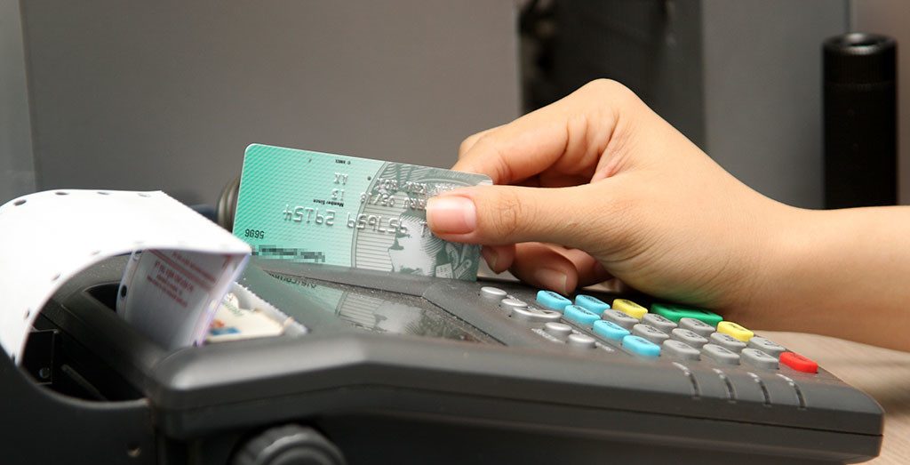 Rút tiền thẻ tín dụng gò vấp