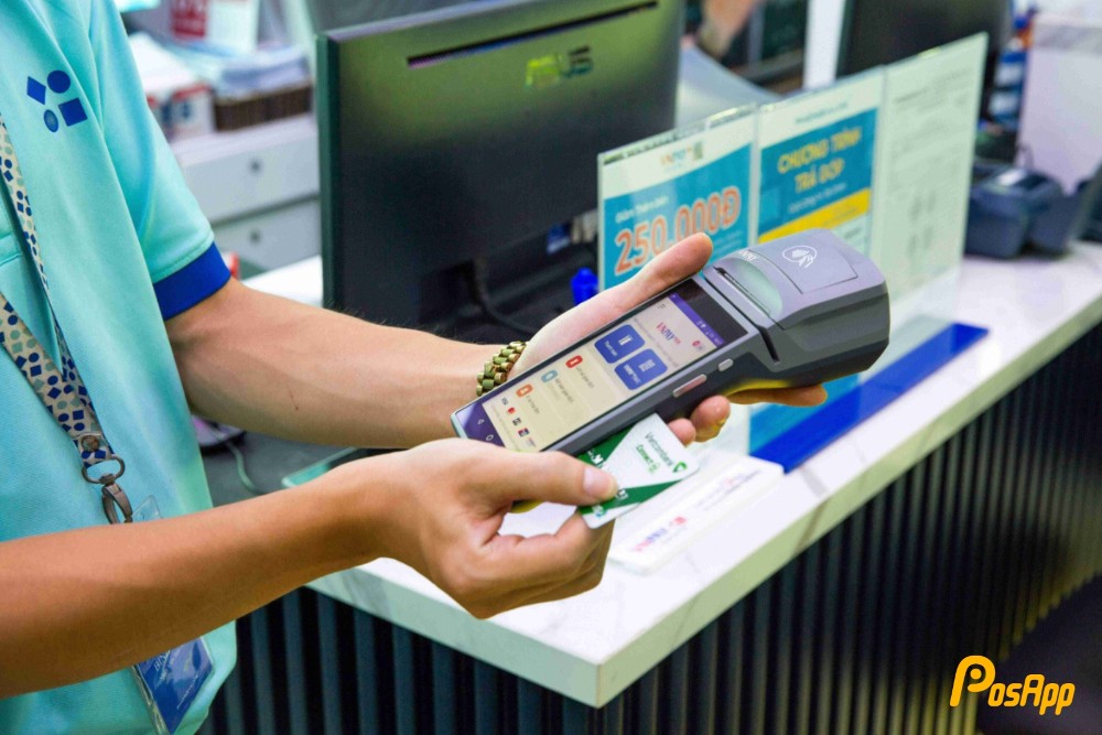 rút tiền thẻ tín dụng thủ đức